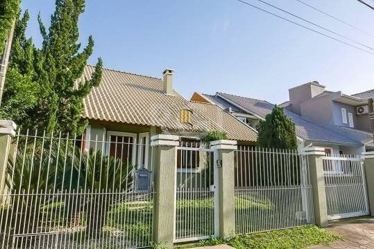 Excelente casa de 155m² e 3 dormitórios. - Pilar Imóveis
