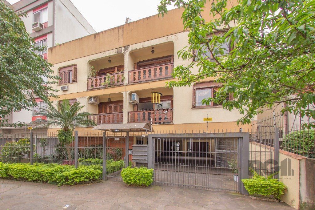 Apartamento 2 dormitórios e 2 banheiros no bairro Santa Cecília