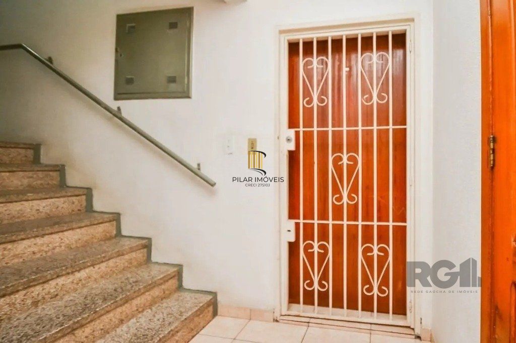 Apartamento de 2 dormitórios no bairro Cristal