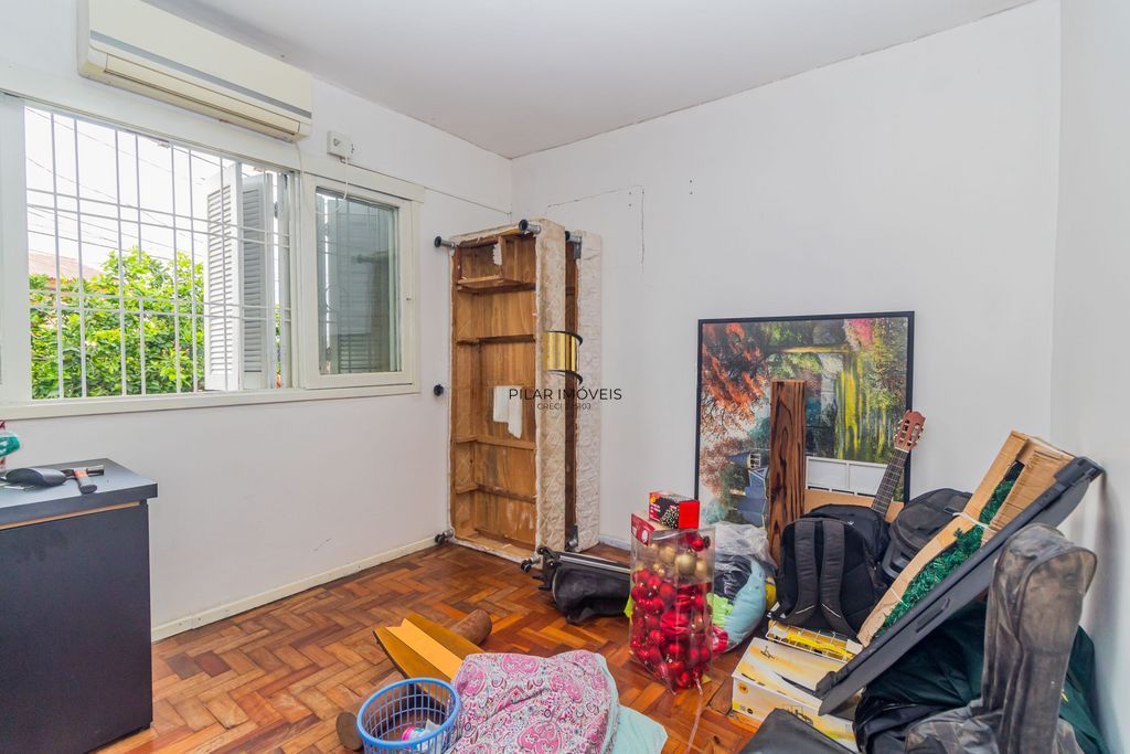 Casa de 3 dormitórios à venda no Bairro Parque Santa Fé - Porto Alegre