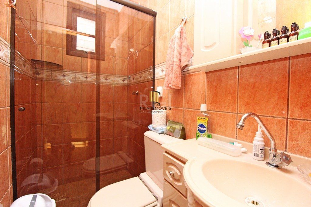 Casa para Venda - 280m², 4 dormitórios, sendo 1 suites, 4 vagas - Bom Jesus