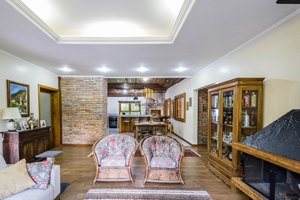 Sítio para Venda - 25000m², 0 dormitórios, Lomba do Pinheiro