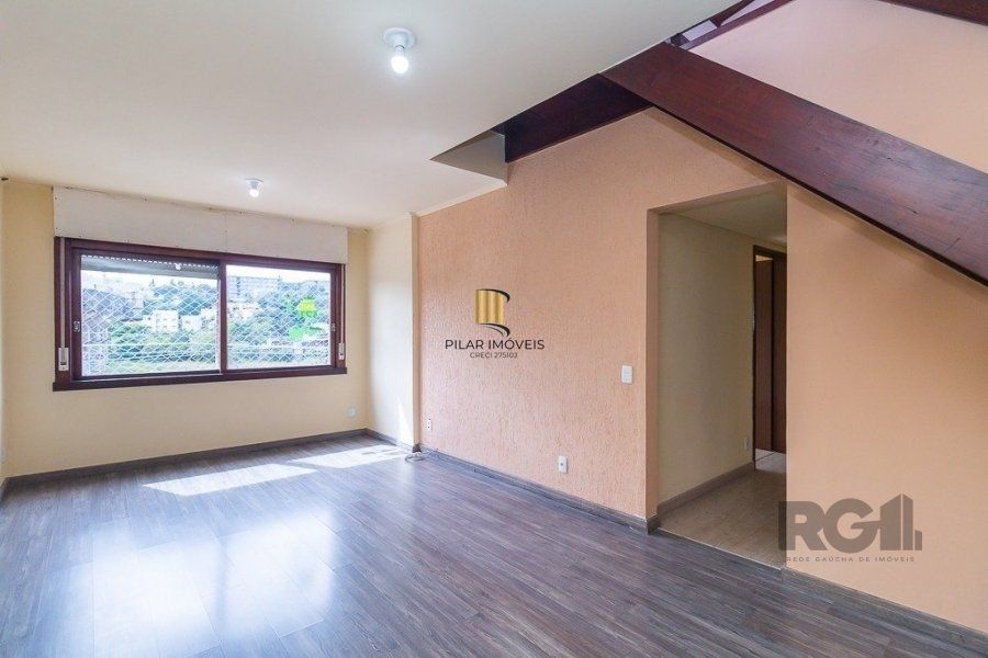 Excelente cobertura de 211m² com 3 dormitórios e 1 vaga.