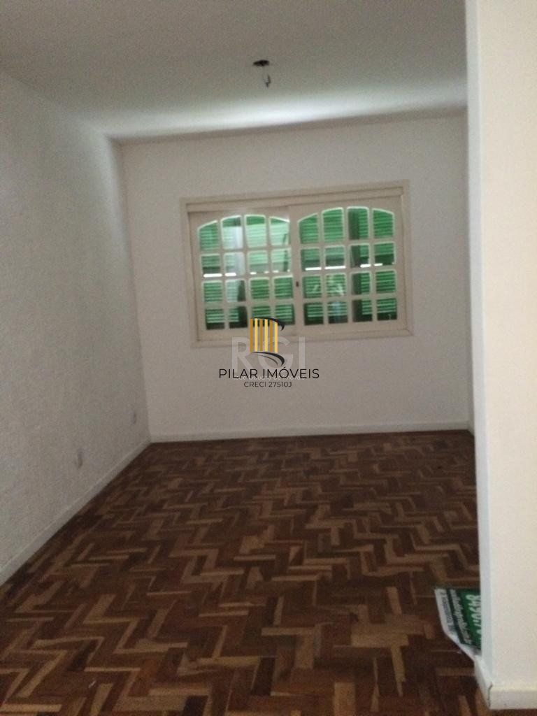 Casa para Venda - 124m², 3 dormitórios, 2 vagas - Glória
