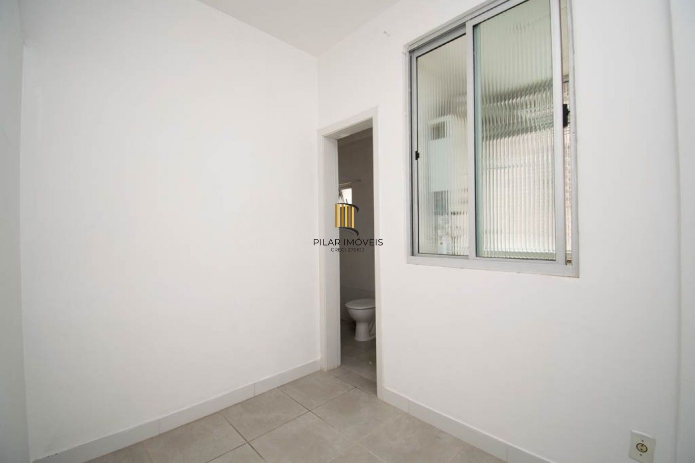 Apartamento de 3 dormitórios à venda no Bairro Centro Histórico, Porto Alegre.