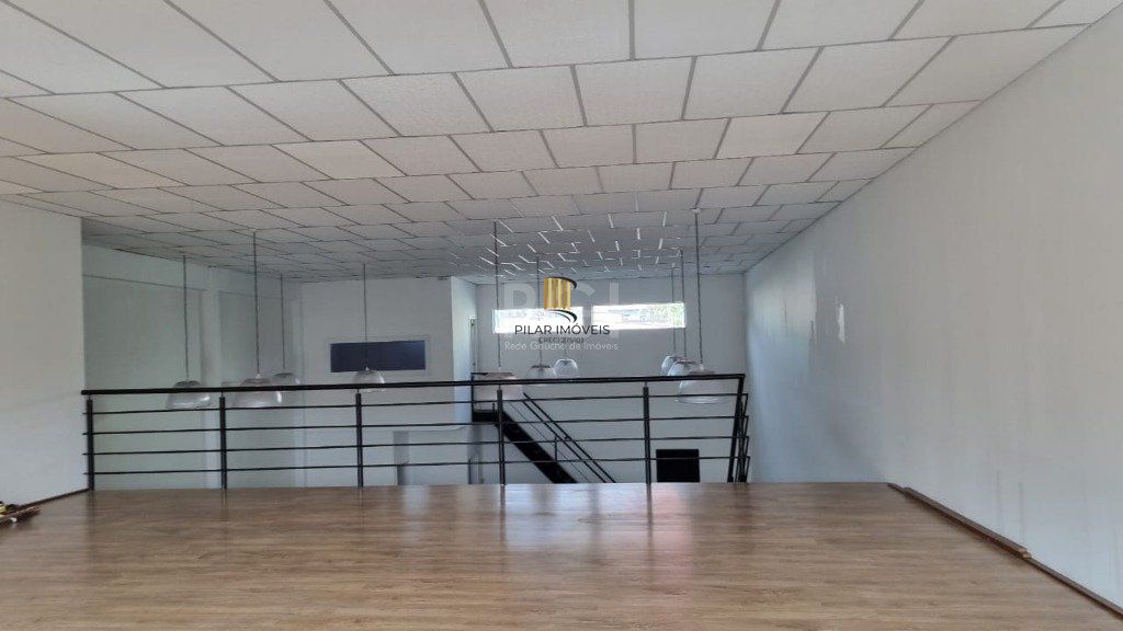 Loja para Venda - 236.36m², 0 dormitórios, Medianeira