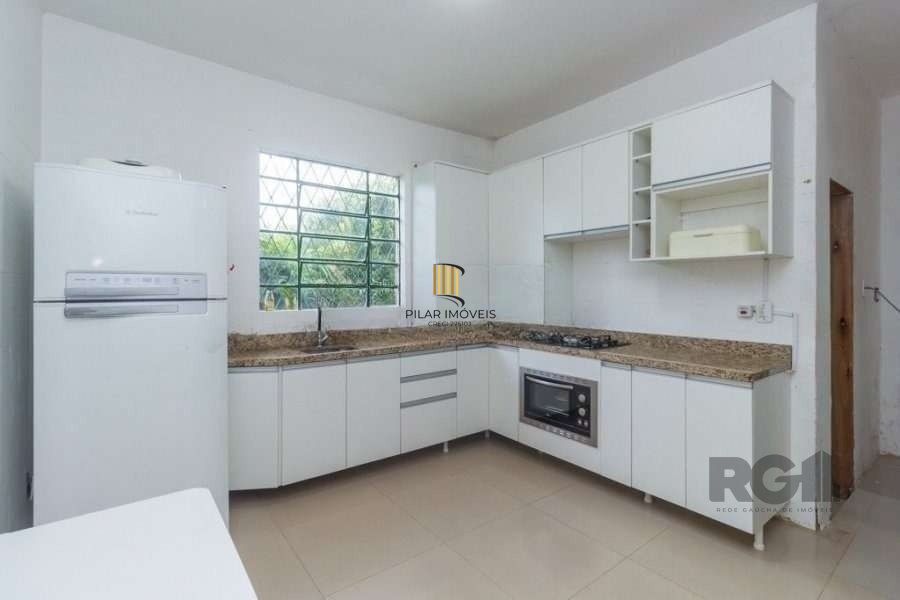Casa 4 dormitórios no bairro Santa Tereza