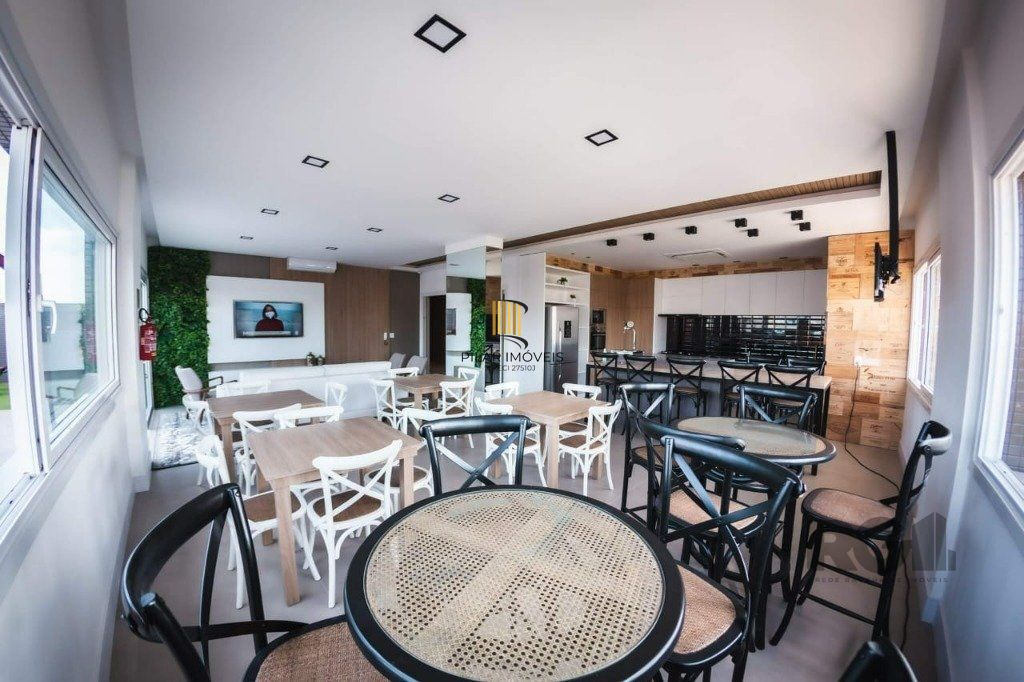 Apartamento 2 dormitórios no bairro Centro