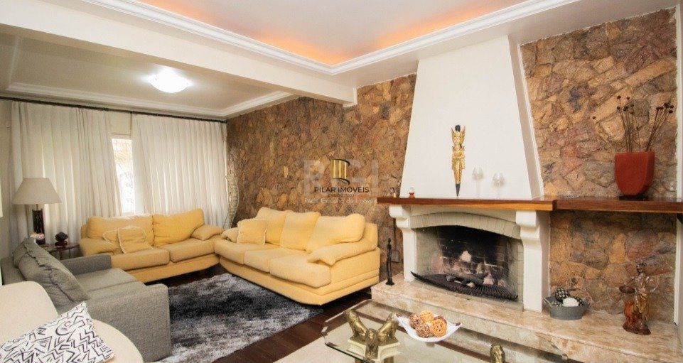 Casa para Venda - 169m², 3 dormitórios, sendo 1 suites, 4 vagas - Ipanema