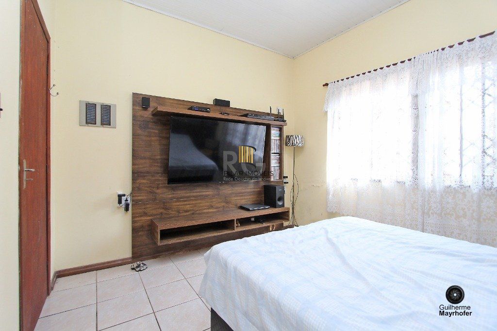 Casa para Venda - 150m², 2 dormitórios, 2 vagas - Nonoai