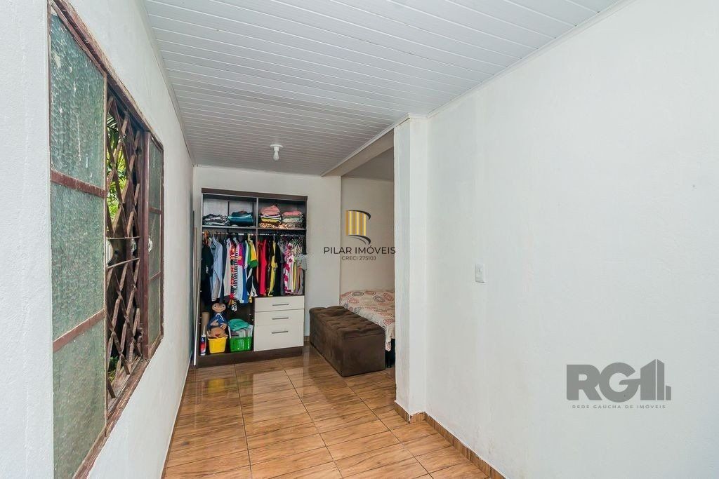 Casa de 2 dormitórios com 98m² no Bairro Lomba do Pinheiro