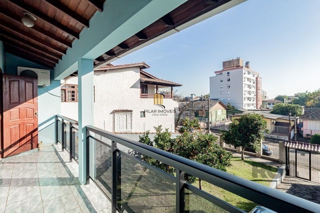 casa de 2 dormitórios, com 229m² no bairro Jardim Itu