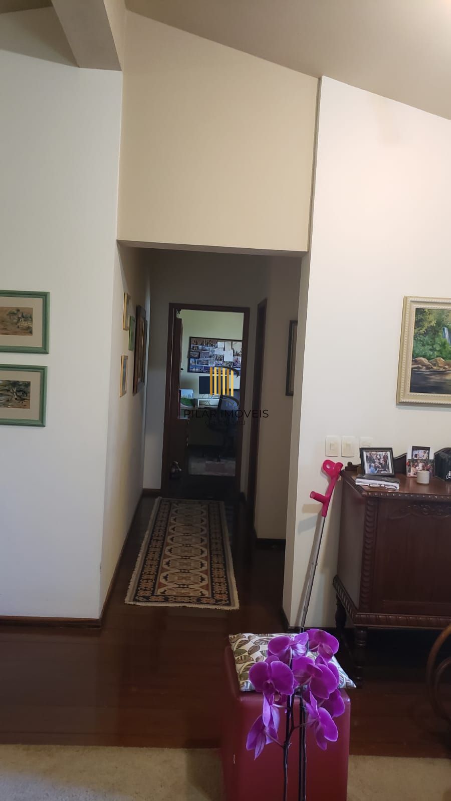 Casa 5 dormitórios no bairro Teresópolis