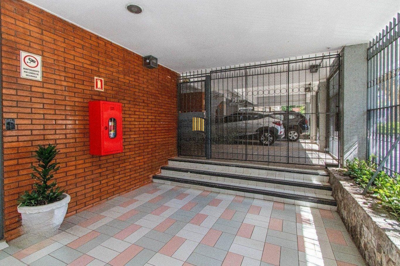 Apartamento de 3 dormitórios à venda no Bairro Petrópolis, Porto Alegre.