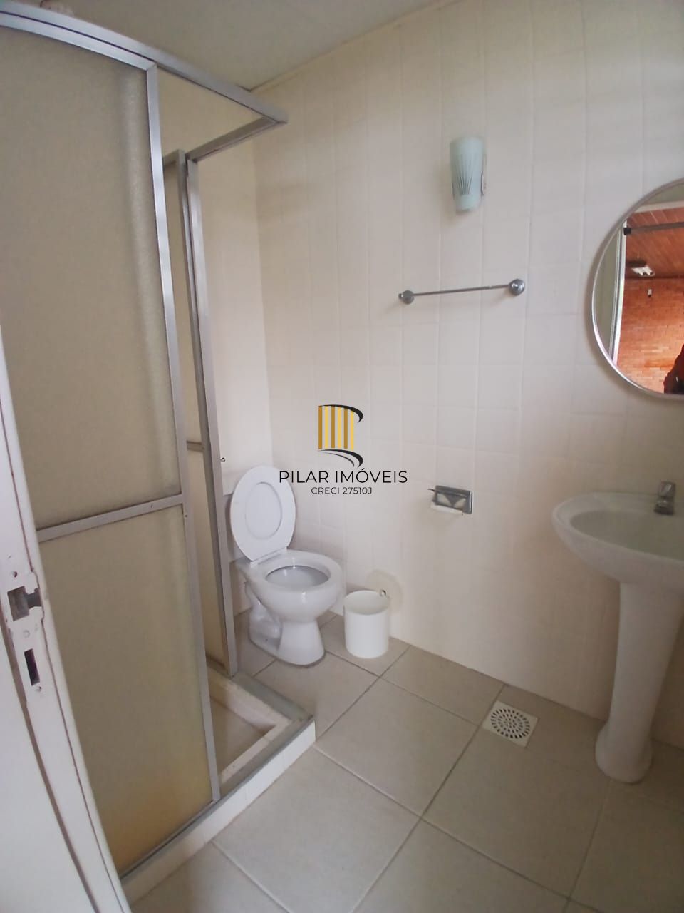 Casa com piscina e patio ampla no bairro Boa Vista, Porto Alegre/RS