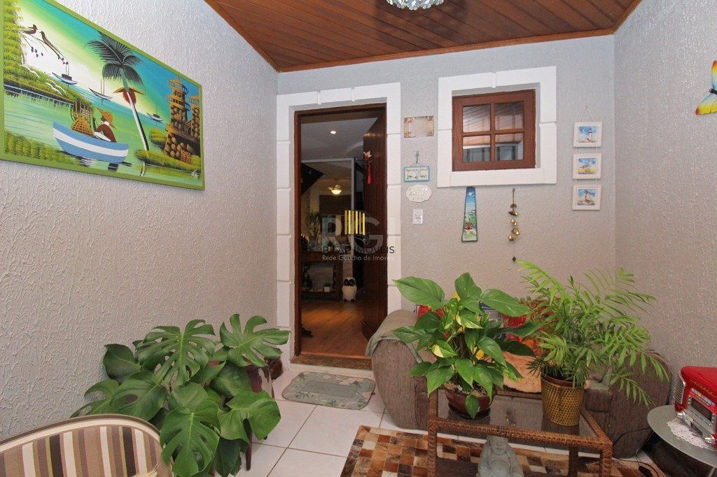 Casa Condominio para Venda - 186.76m², 3 dormitórios, sendo 1 suites, 2 vagas - Guarujá