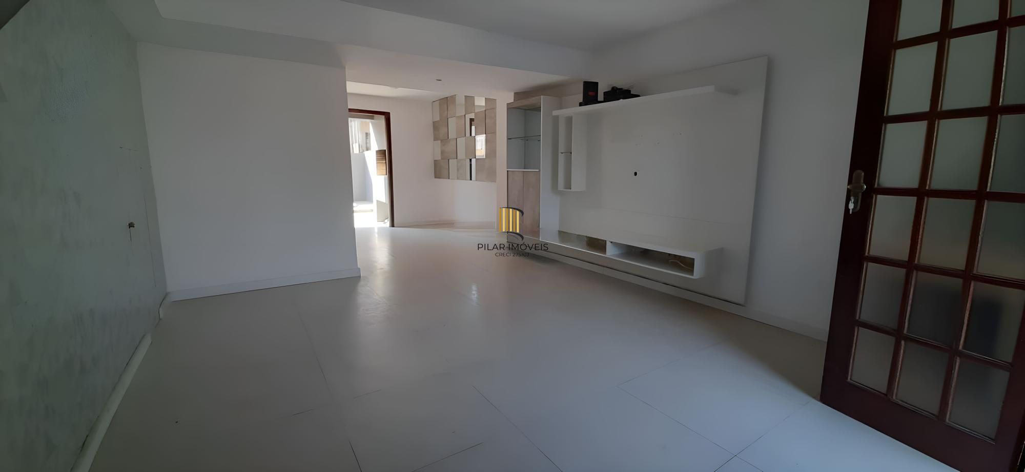 Casa com 3 dormitórios no bairro  Aberta dos Morros - Porto Alegre