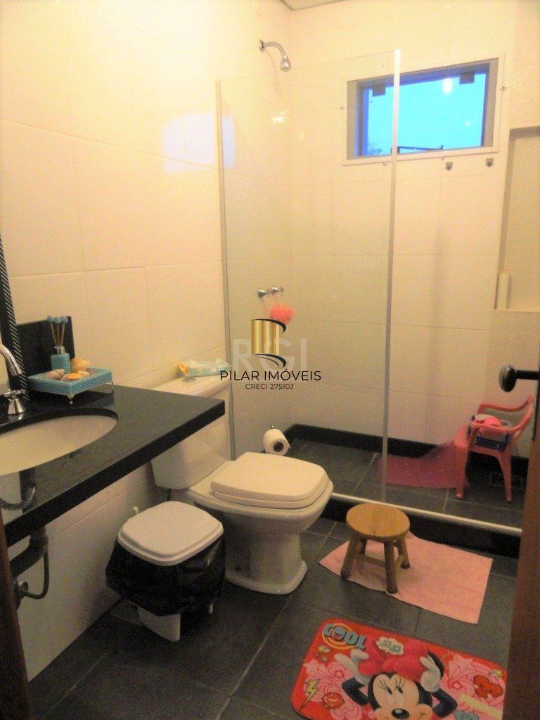 Casa para Venda - 165m², 3 dormitórios, sendo 3 suites, 1 vaga - Hípica