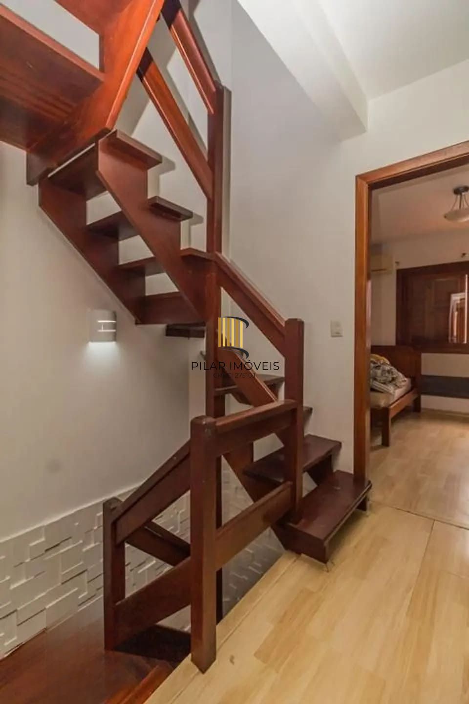 Casa em Condomínio de 3 dormitórios, no Bairro Ipanema