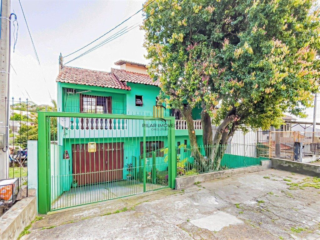 Casa para Venda - 272.24m², 3 dormitórios, sendo 1 suites, 4 vagas - Vila Jardim