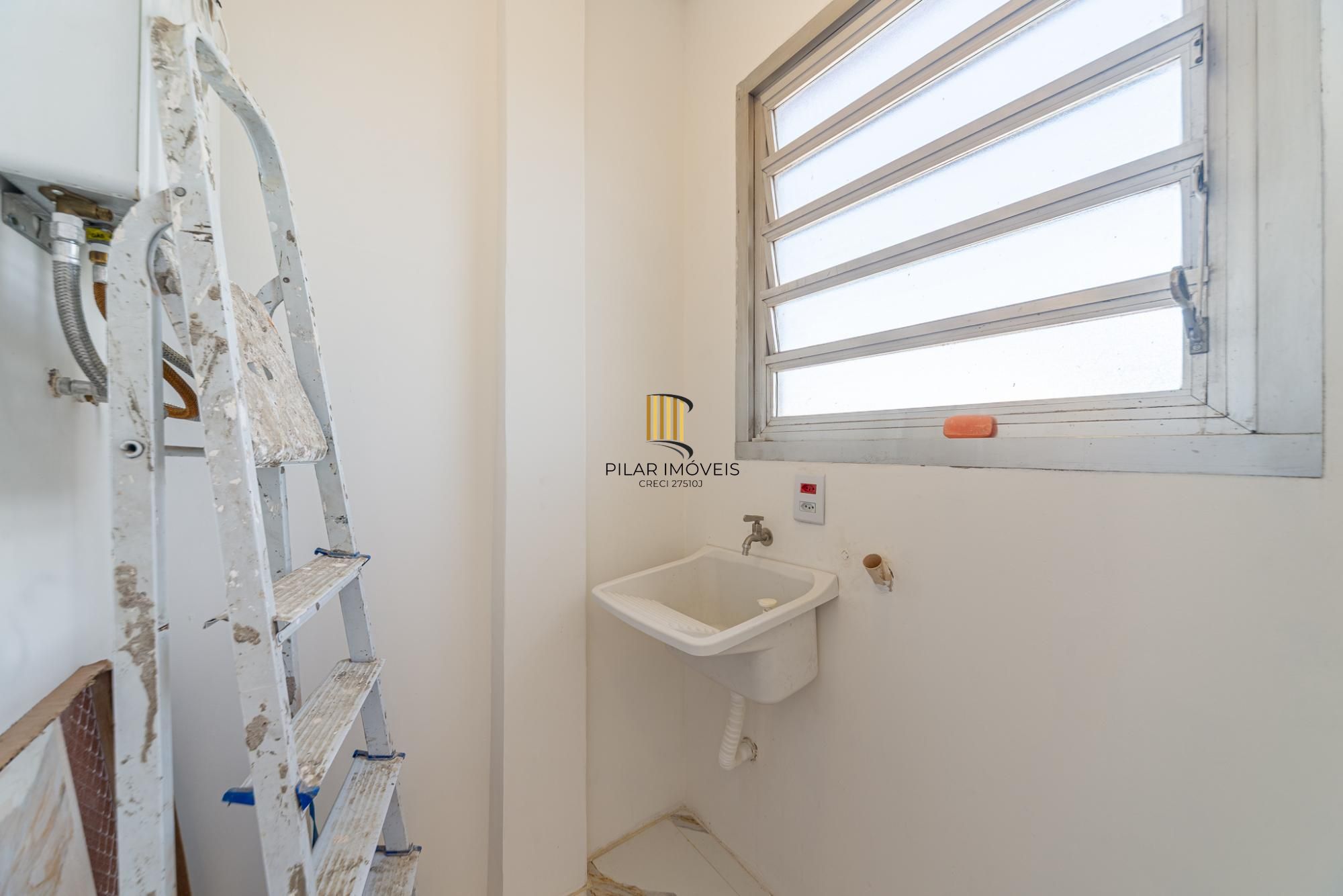Apartamento de 3 dormitórios á venda no Bairro Santana, Porto Alegre