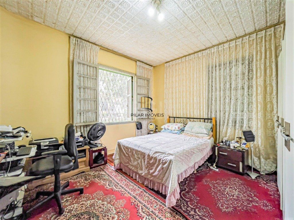 Casa para Venda - 212m², 3 dormitórios, 3 vagas - Azenha