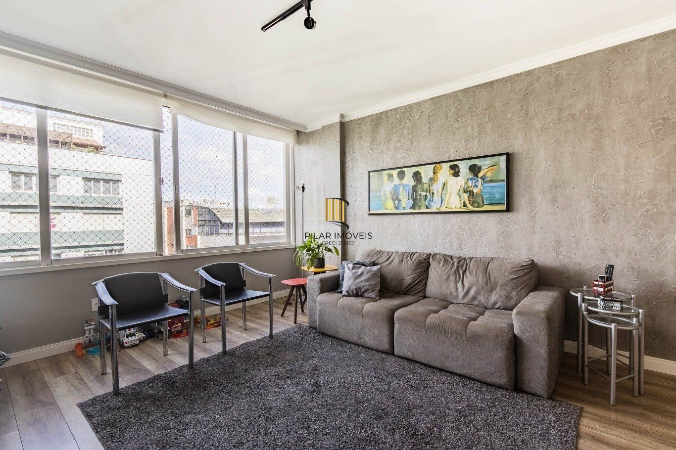 Apartamento com 3 quartos e 147m² à venda em Moinhos de Vento, Porto Alegre.