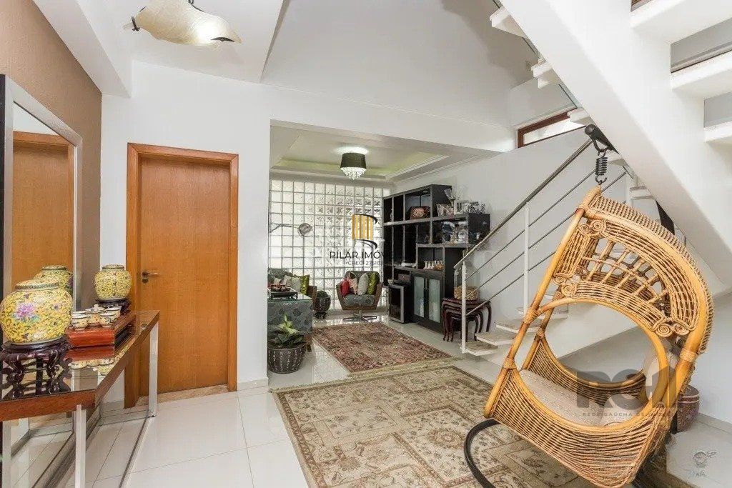 Casa com 3 dormitórios no bairro Jardim Lindóia