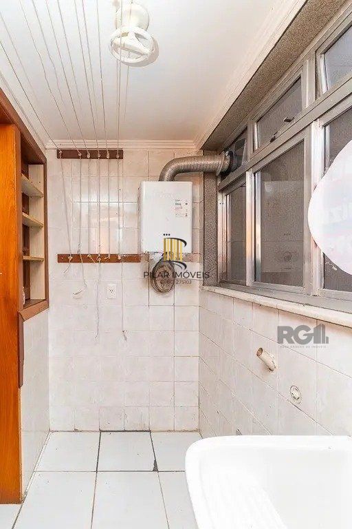 Apartamento de 2 dormitórios no bairro Bom Jesus