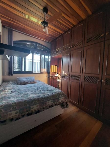 Casa a venda de 3 dormitórios no centro, Nova Prata - RS