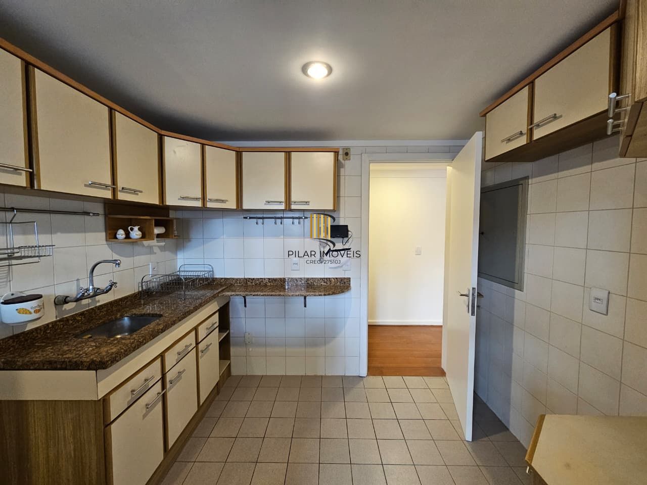 Apartamento à venda com 2 quartos 82 m²  rua goncalves dias, menino deus, porto alegre