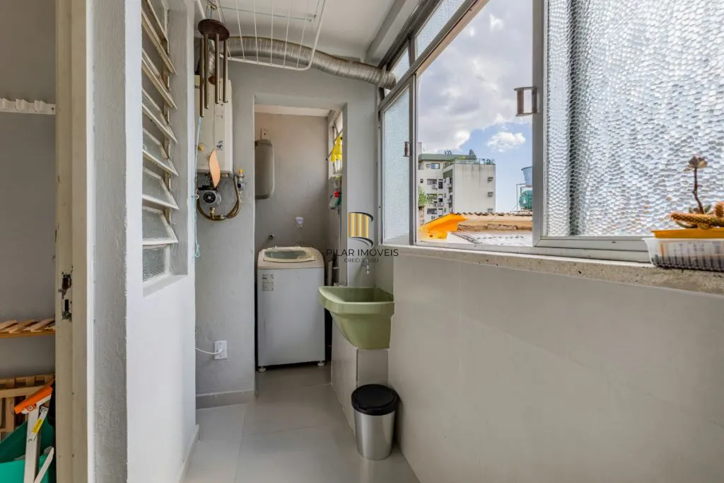 Apartamento de 3 dormitórios à venda em Petrópolis - Porto Alegre