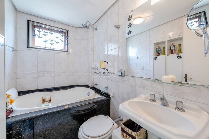 Apartamento de 124m² com 03 dormitórios, sendo 01 suíte e 01 vaga de garagem no bairro Jardim Itu