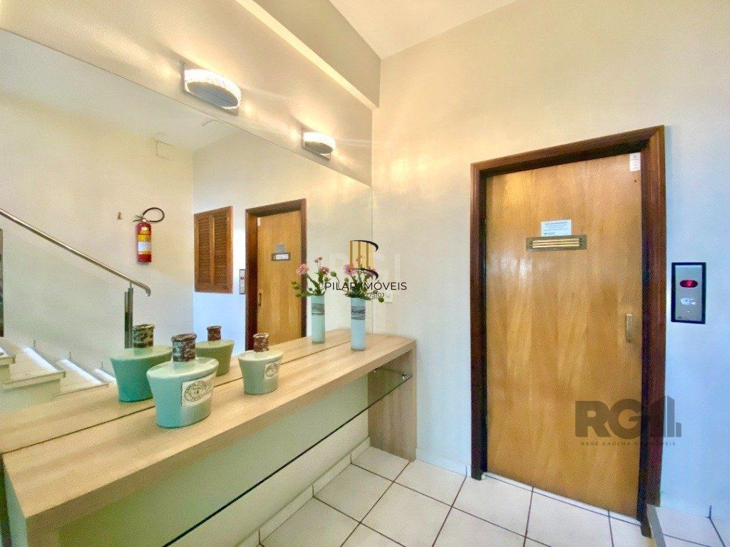 Apartamento 114m² - 3 dormitórios, 2 vagas no bairro São João