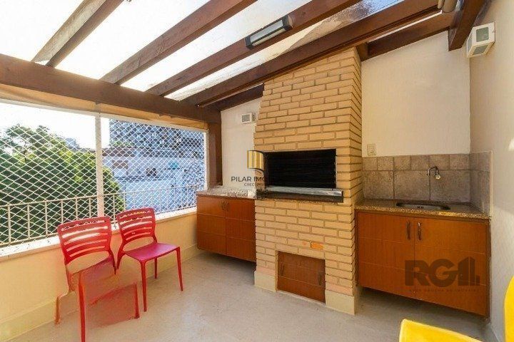 Cobertura com 2 quartos e 128m² à venda em Mont Serrat, Porto Alegre.