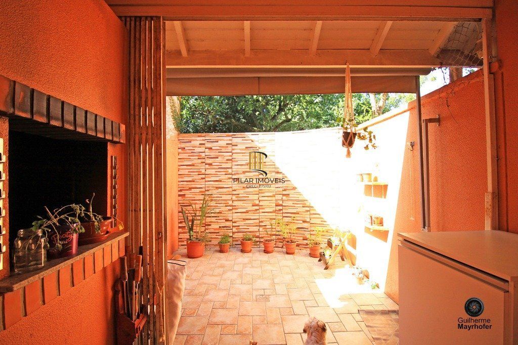 Casa Condominio para Venda - 131m², 3 dormitórios, sendo 1 suites, 2 vagas - Teresópolis