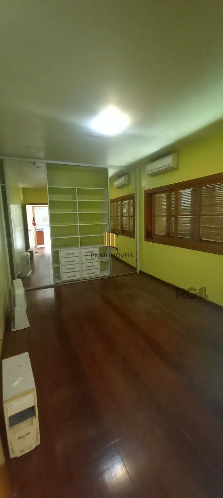 Casa 3 dormitórios no bairro Ipanema