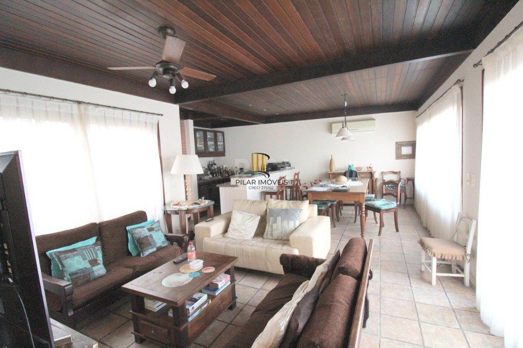 Casa para Venda - 100m², 3 dormitórios, 3 vagas - Nonoai