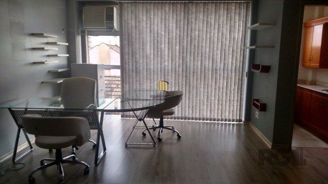 Sala Comercial no bairro Floresta - Pilar Imóveis