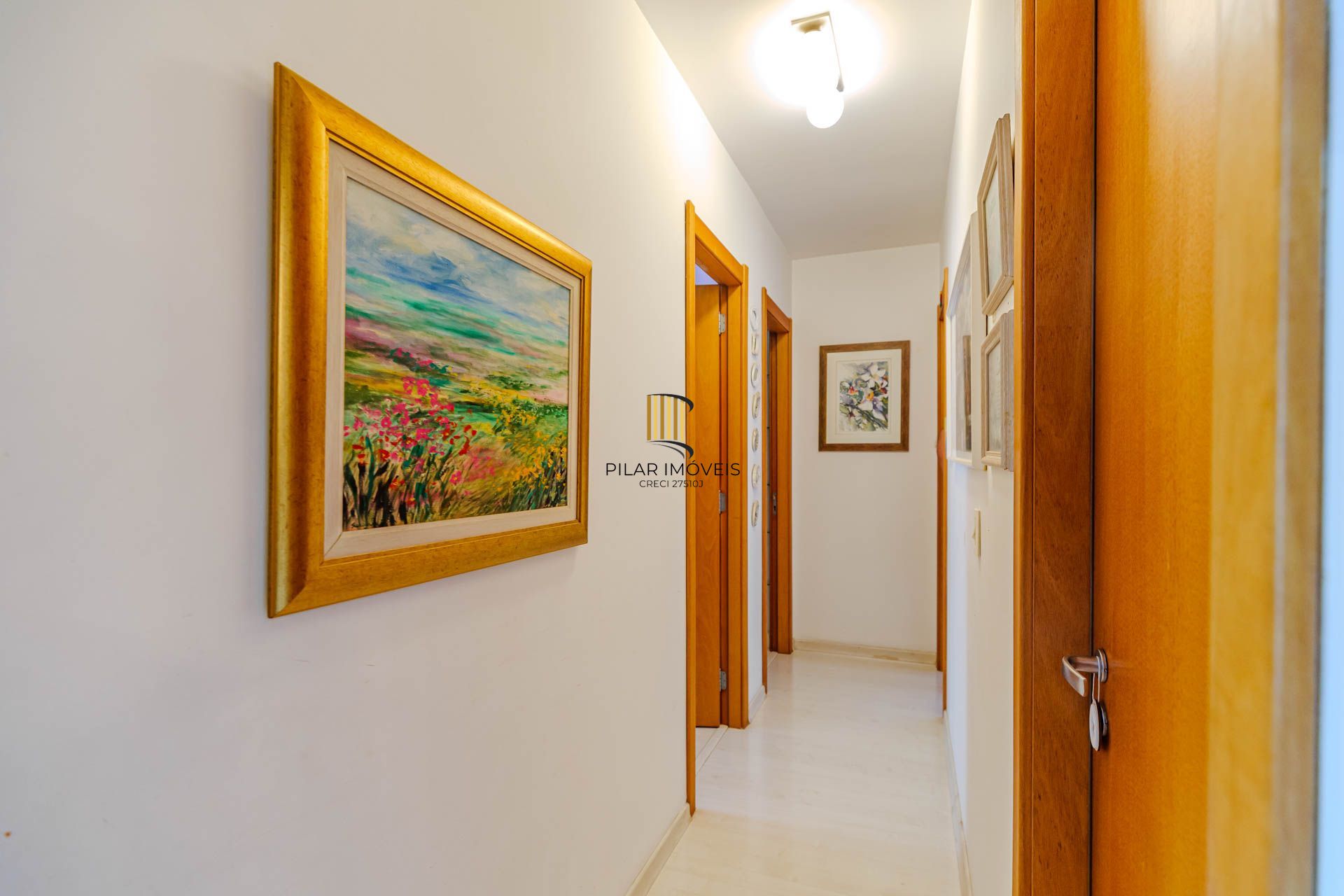 Apartamento para Venda - 93.43m², 3 dormitórios, sendo 1 suites, 1 vagas - Teresópolis