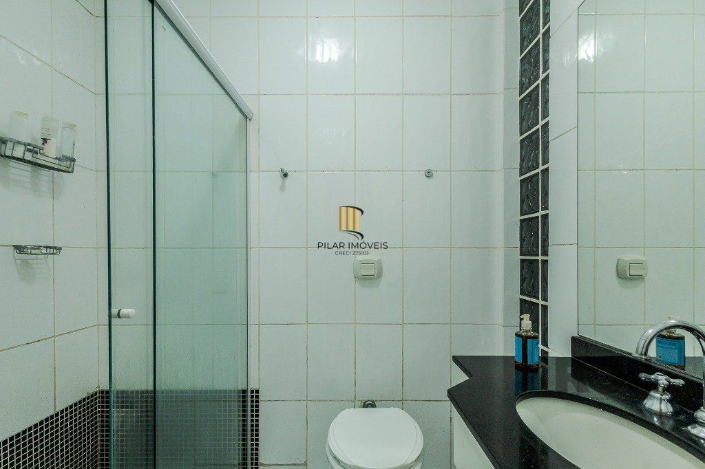 Casa de Condomínio 3 dormitórios no bairro Jardim Itu