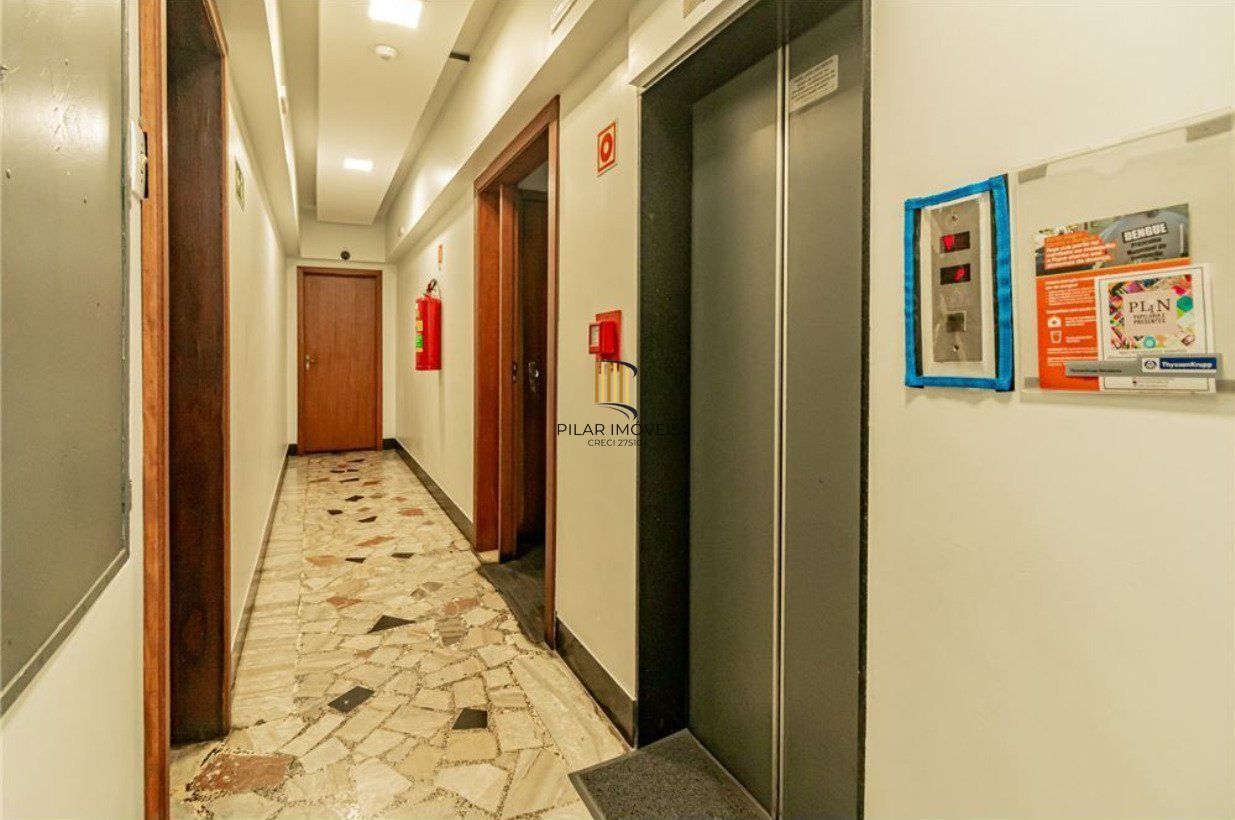 Apartamento de 2 dormitórios no Bairro Centro Histórico - Porto Alegre.