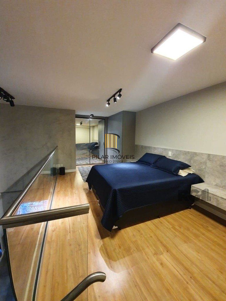 Excelente apartamento Duplex de 74m² com 01 suíte e 2 vagas.