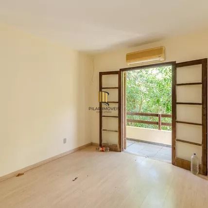 Casa à Venda na Rua da Gruta – 241,99m² – Próxima ao Hospital Divina Providência