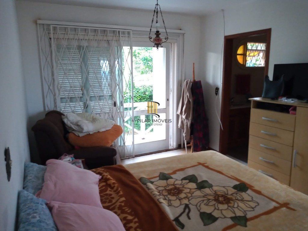 Casa para Venda - 256.87m², 3 dormitórios, sendo 1 suites, 2 vagas - Teresópolis
