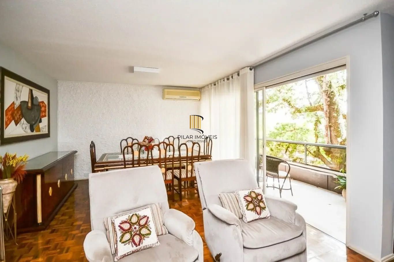 Apartamento com 3 dormitórios no bairro Menino Deus, Porto Aelgre