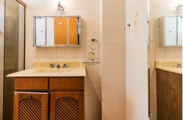 Apartamento com 3 quartos e 88m² à venda em Centro Histórico, Porto Alegre.