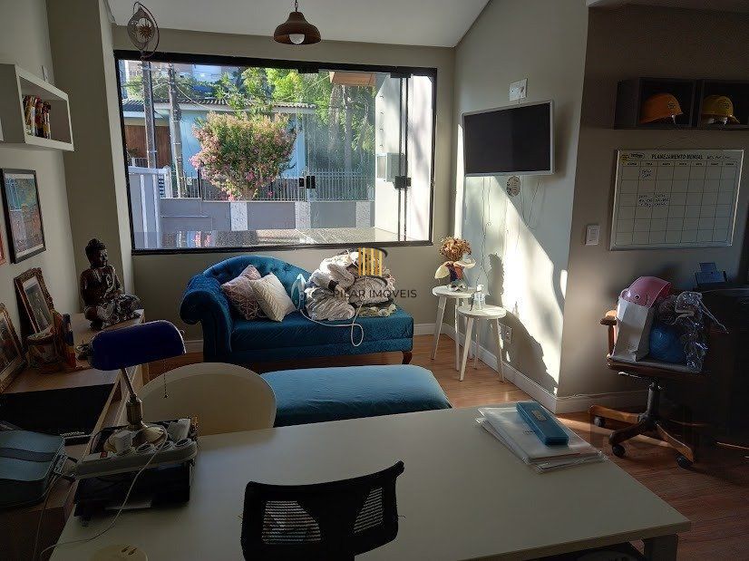 Casa 3 dormitórios no bairro Teresópolis
