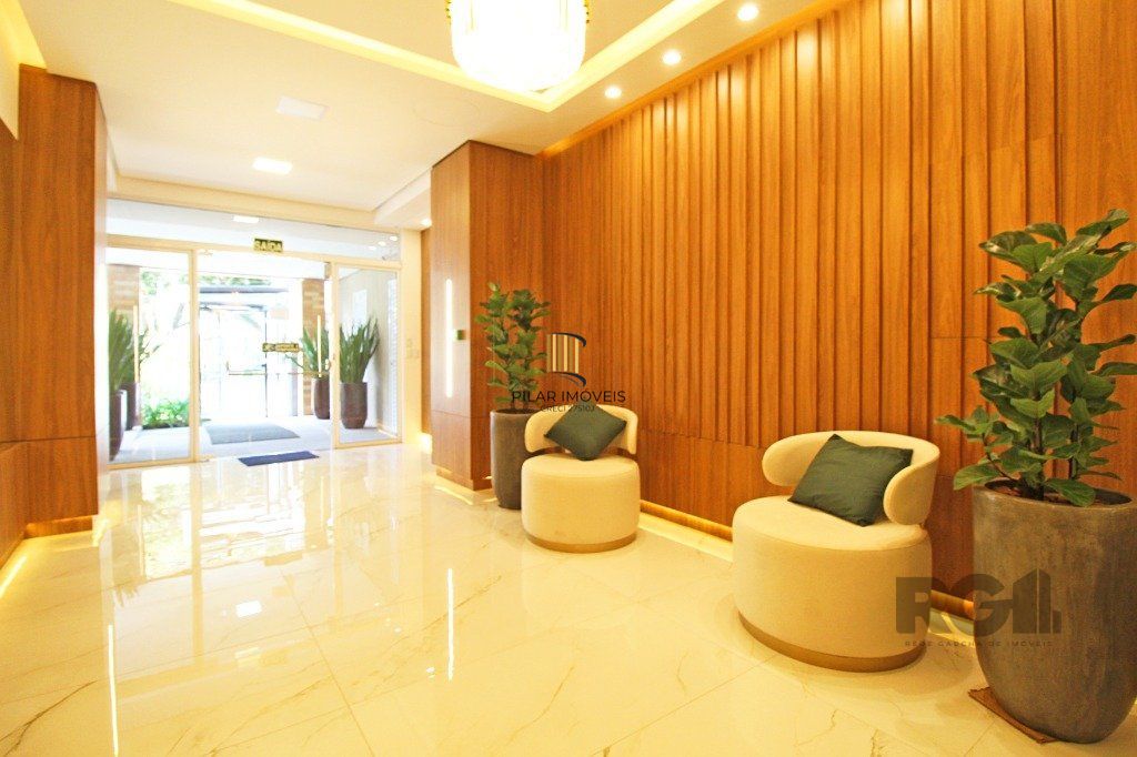 Apartamento 3 dorms à venda Rua Roque Calage, Passo da Areia - Porto Alegre