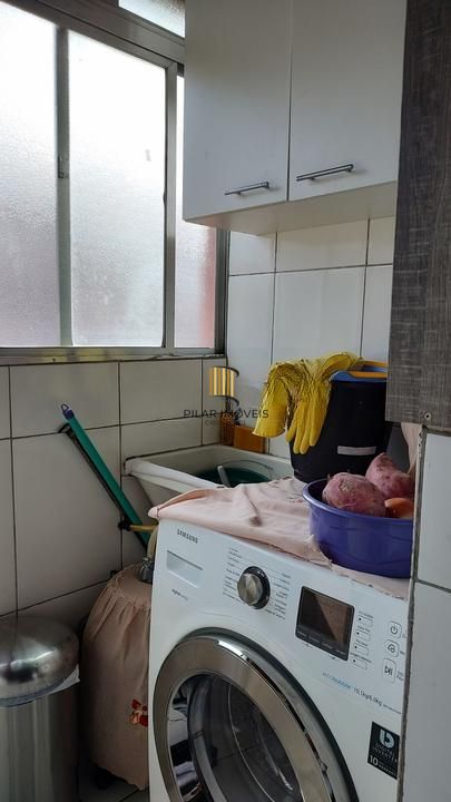 Apartamento 2 dormitórios e vaga rotativa.